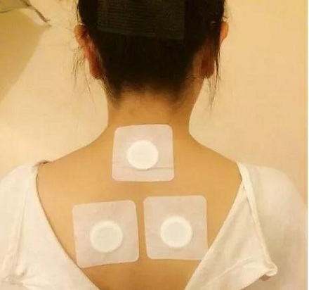 3、貼三伏貼后皮膚發(fā)紅發(fā)癢怎么辦？